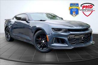 2020 Chevrolet Camaro 1LT RWD photo