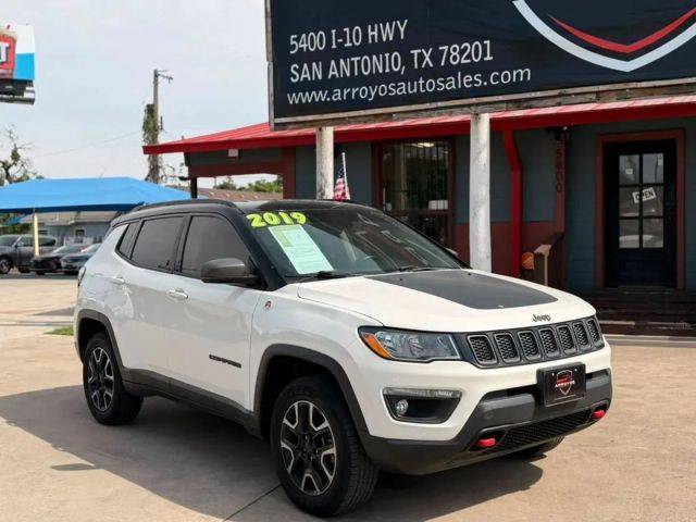 2019 Jeep Compass Trailhawk 4WD photo