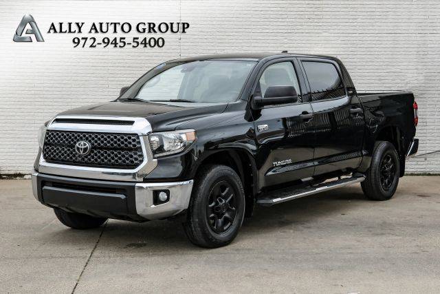 2020 Toyota Tundra SR5 4WD photo