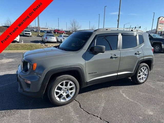 2020 Jeep Renegade Latitude 4WD photo