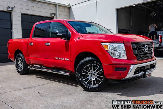 2020 Nissan Titan SV 4WD photo