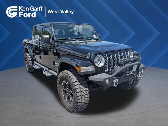 2020 Jeep Gladiator Overland 4WD photo