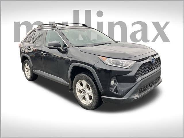 2020 Toyota RAV4 Hybrid XLE AWD photo