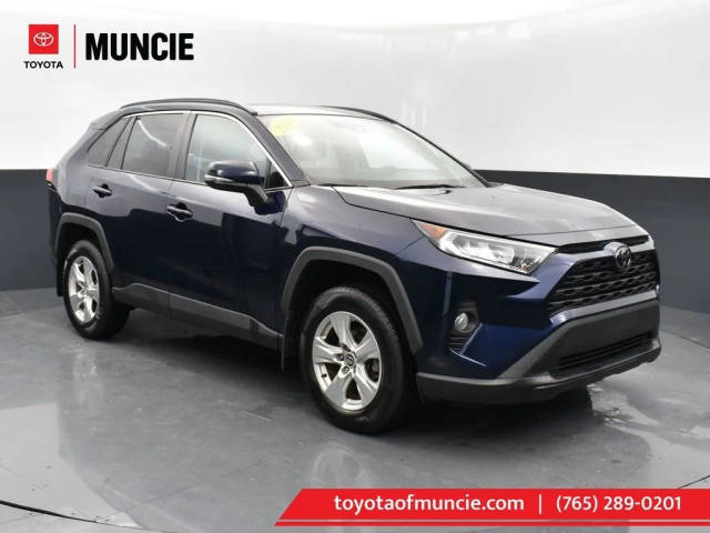 2020 Toyota RAV4 XLE AWD photo