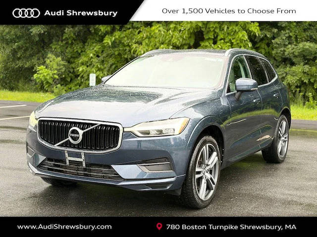 2020 Volvo XC60 Momentum AWD photo