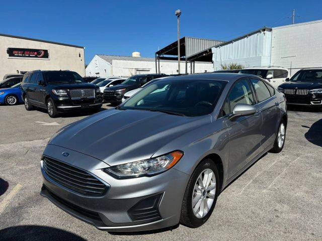 2020 Ford Fusion SE FWD photo
