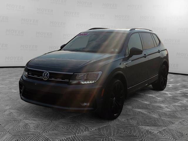 2020 Volkswagen Tiguan SE R-Line Black AWD photo