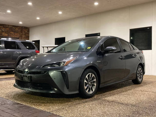 2020 Toyota Prius XLE FWD photo