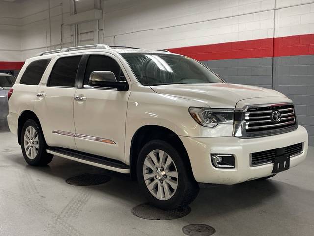 2020 Toyota Sequoia Platinum RWD photo