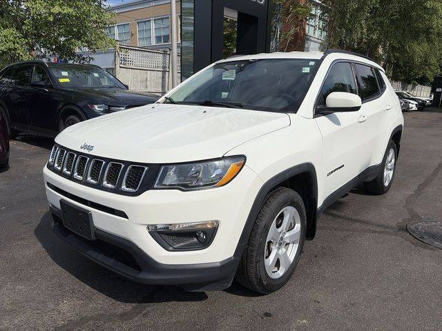 2020 Jeep Compass Latitude 4WD photo