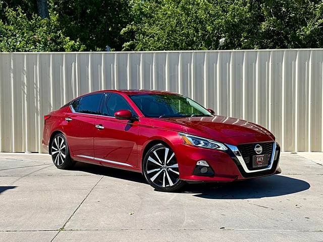 2020 Nissan Altima 2.5 Platinum FWD photo