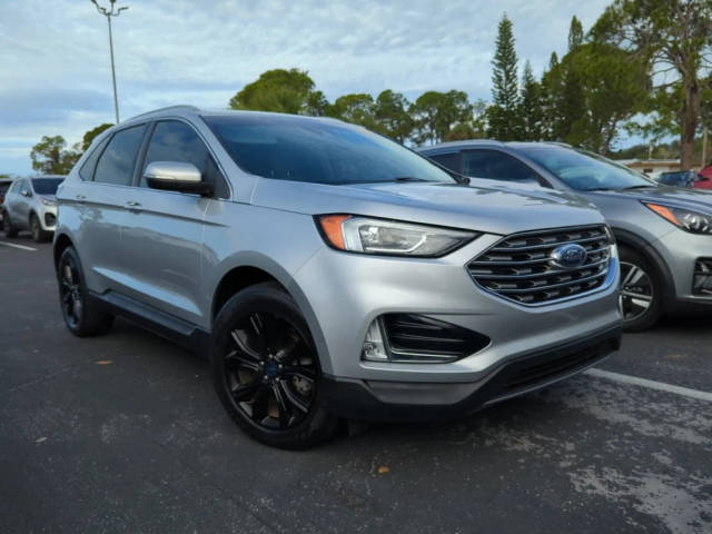 2019 Ford Edge Titanium FWD photo