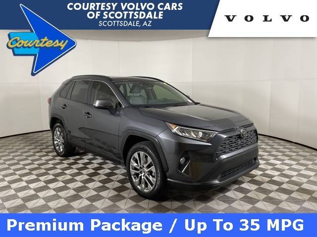 2020 Toyota RAV4 XLE Premium FWD photo