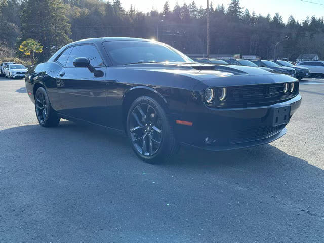 2020 Dodge Challenger SXT RWD photo