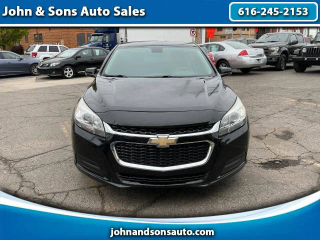 2016 Chevrolet Malibu LT FWD photo