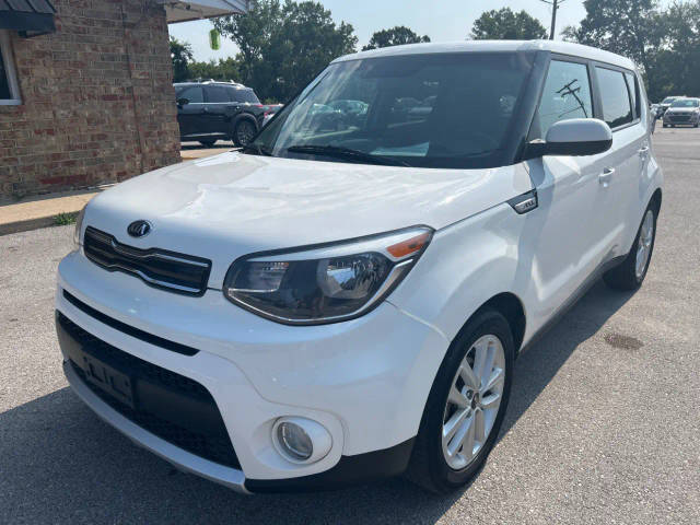 2018 Kia Soul + FWD photo