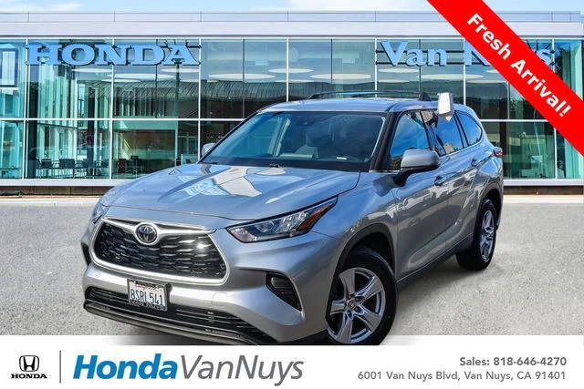 2020 Toyota Highlander L FWD photo