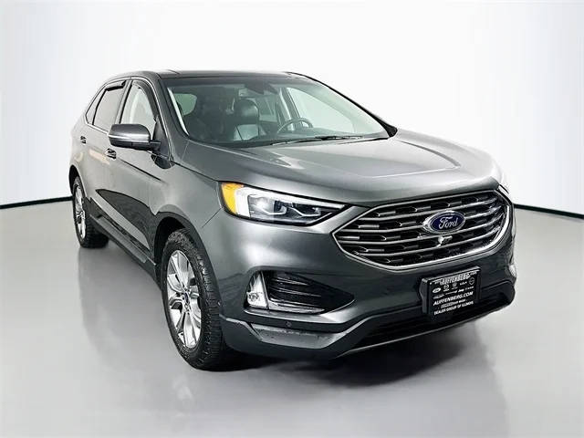 2019 Ford Edge Titanium AWD photo