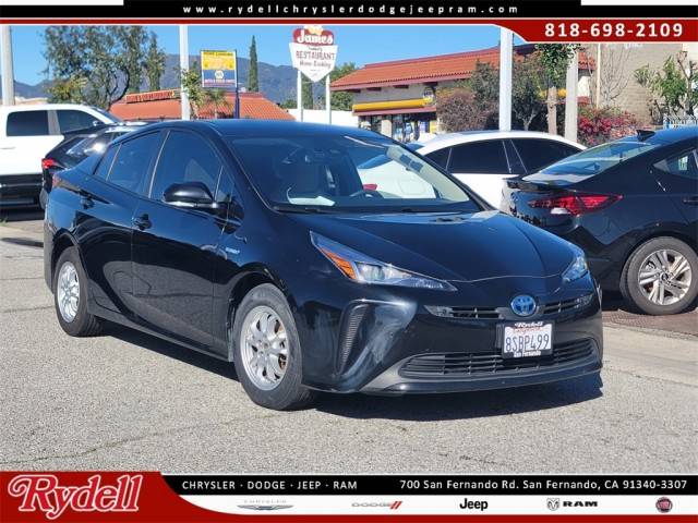 2020 Toyota Prius LE FWD photo