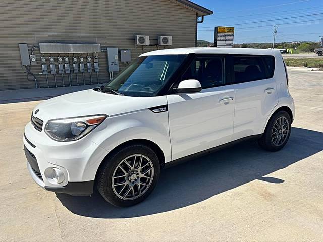 2018 Kia Soul + FWD photo