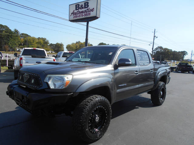 2015 Toyota Tacoma  4WD photo