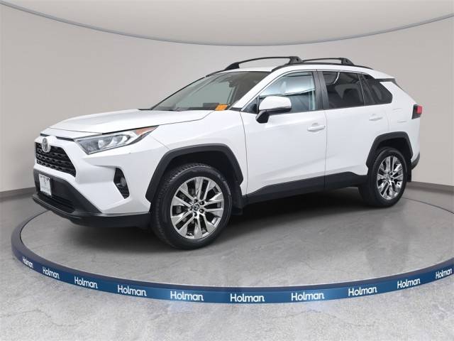2020 Toyota RAV4 XLE Premium FWD photo