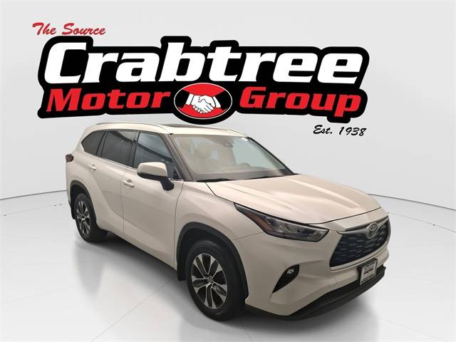 2020 Toyota Highlander XLE AWD photo