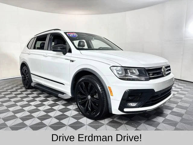 2020 Volkswagen Tiguan SE R-Line Black FWD photo