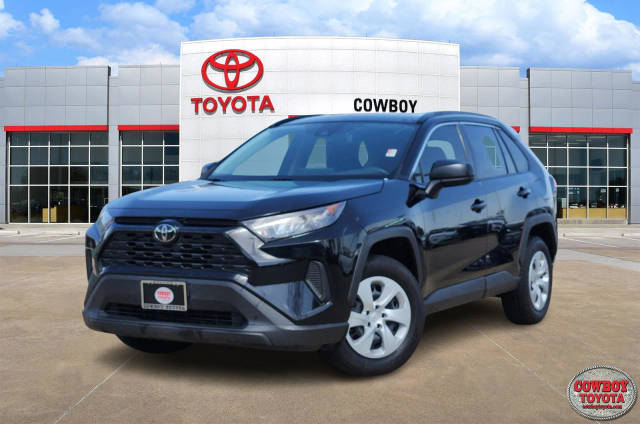 2020 Toyota RAV4 LE FWD photo