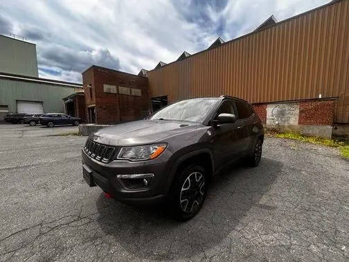 2019 Jeep Compass Trailhawk 4WD photo