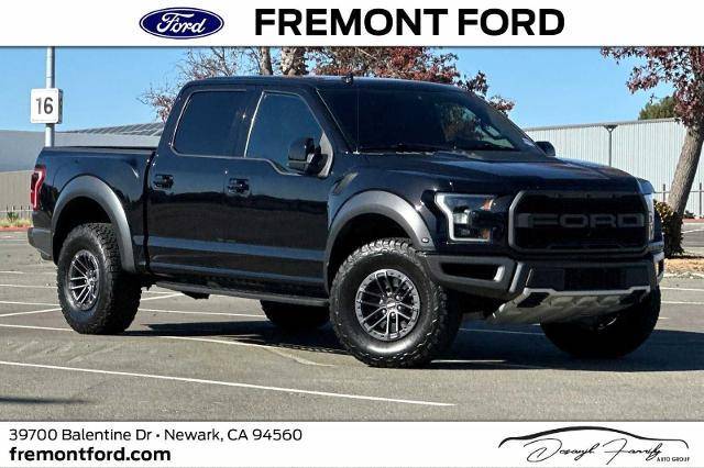 2019 Ford F-150 Raptor 4WD photo