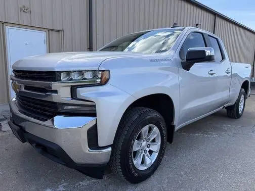 2020 Chevrolet Silverado 1500 LT 4WD photo