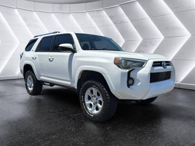 2020 Toyota 4Runner SR5 RWD photo