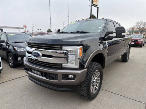 2018 Ford F-350 Super Duty King Ranch 4WD photo