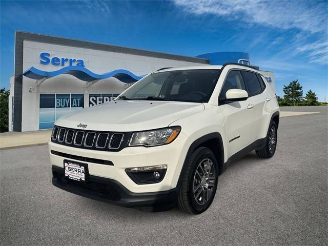 2020 Jeep Compass Latitude w/Sun/Safety Pkg FWD photo