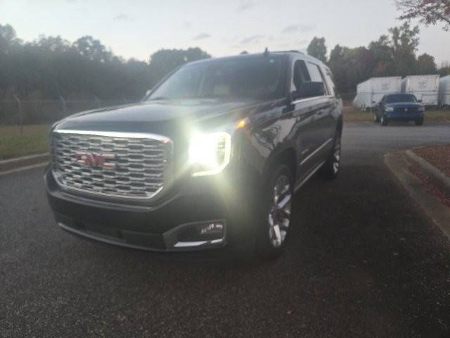 2020 GMC Yukon Denali 4WD photo