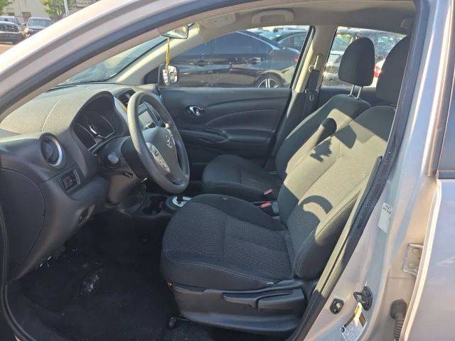 2019 Nissan Versa SV FWD photo