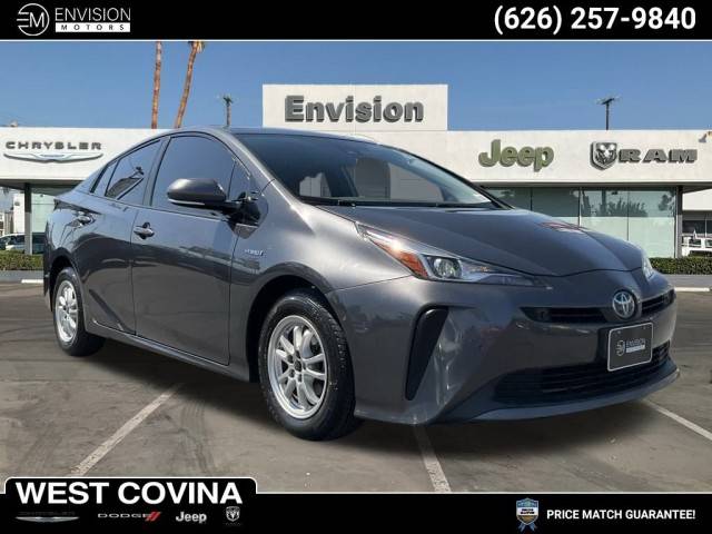 2020 Toyota Prius LE FWD photo