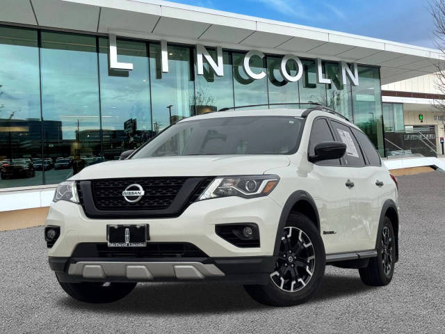 2020 Nissan Pathfinder SV FWD photo
