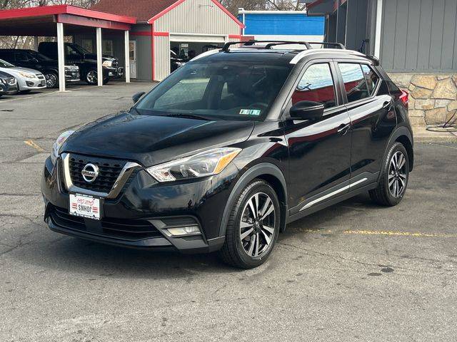 2020 Nissan Kicks SR FWD photo