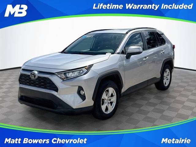 2020 Toyota RAV4 XLE AWD photo