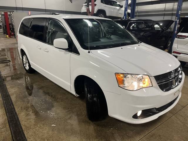 2019 Dodge Grand Caravan SXT FWD photo