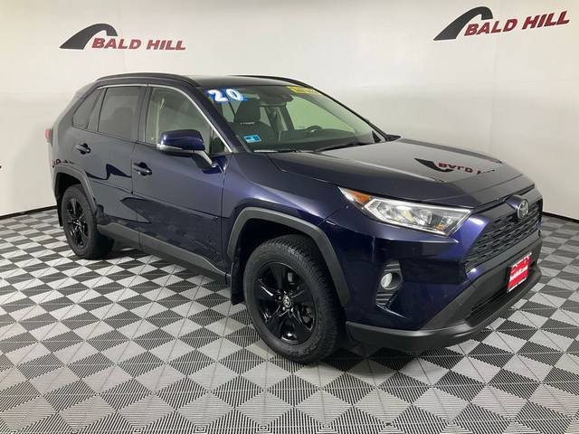2020 Toyota RAV4 XLE AWD photo