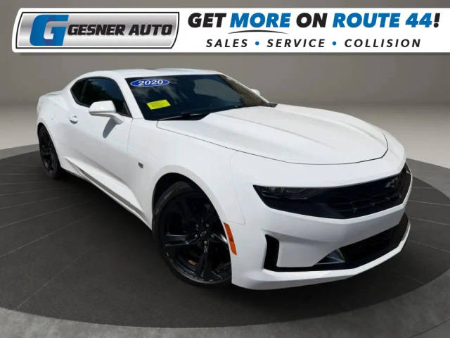 2020 Chevrolet Camaro 1LT RWD photo