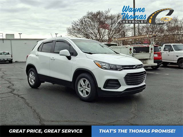 2020 Chevrolet Trax LS FWD photo