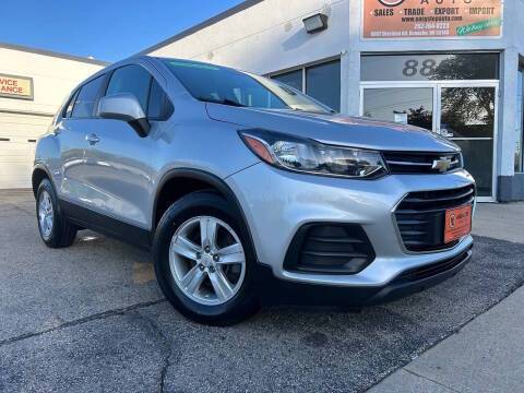2020 Chevrolet Trax LS FWD photo