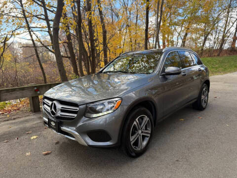 2016 Mercedes-Benz GLC-Class GLC 300 AWD photo