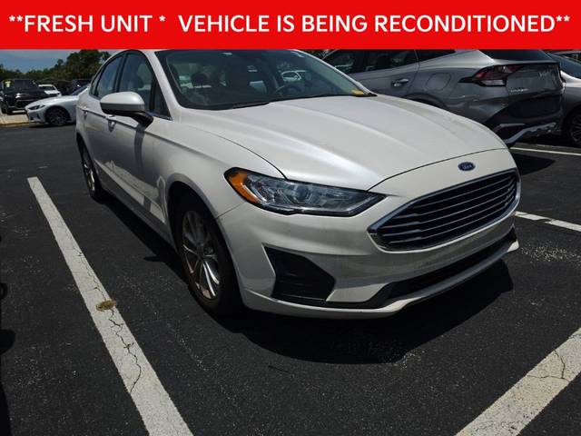 2020 Ford Fusion SE FWD photo