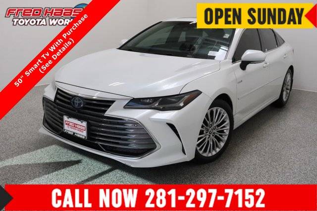 2020 Toyota Avalon Hybrid Limited FWD photo
