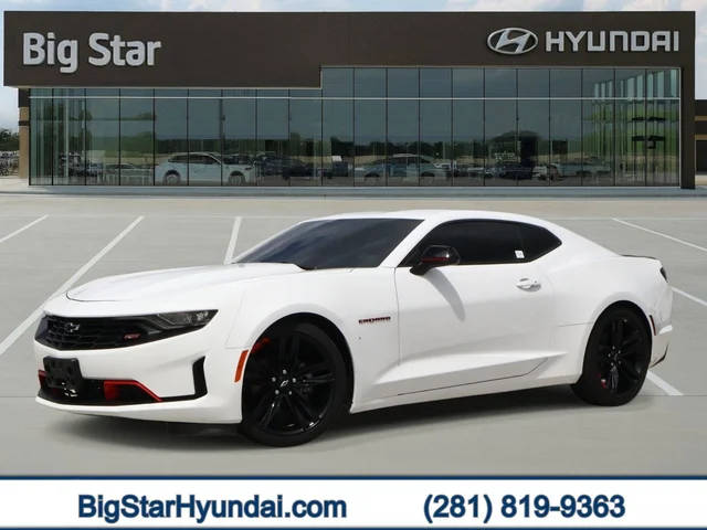 2020 Chevrolet Camaro 2LT RWD photo